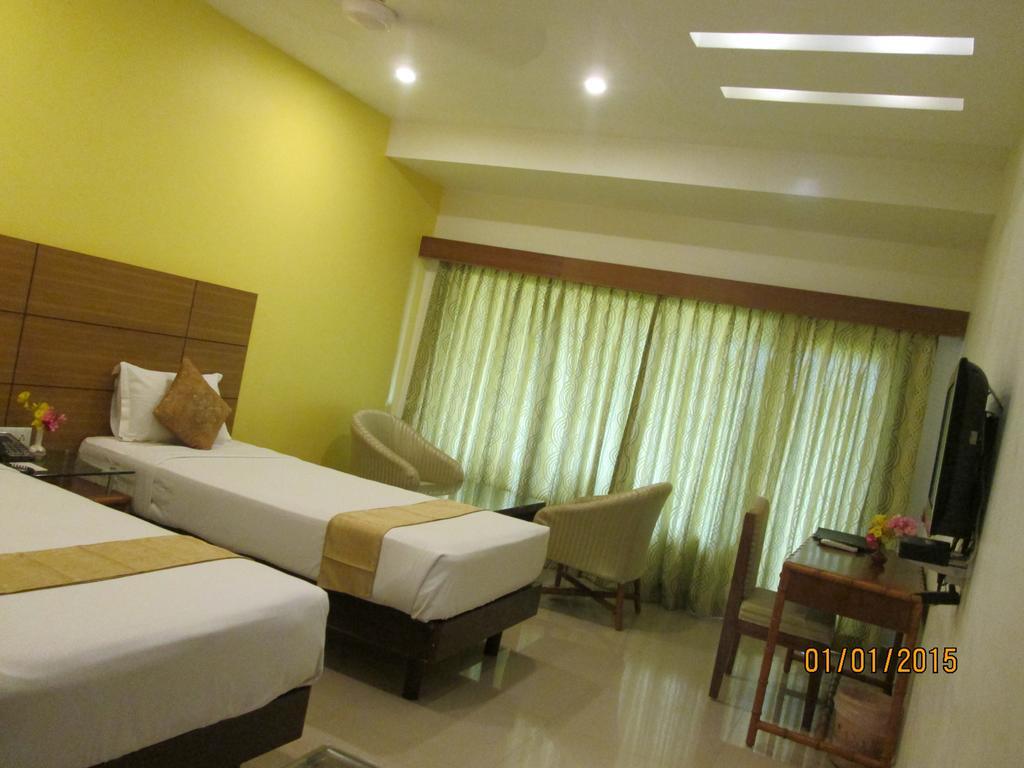 The Ashok Beach Resort Pondicherry Esterno foto