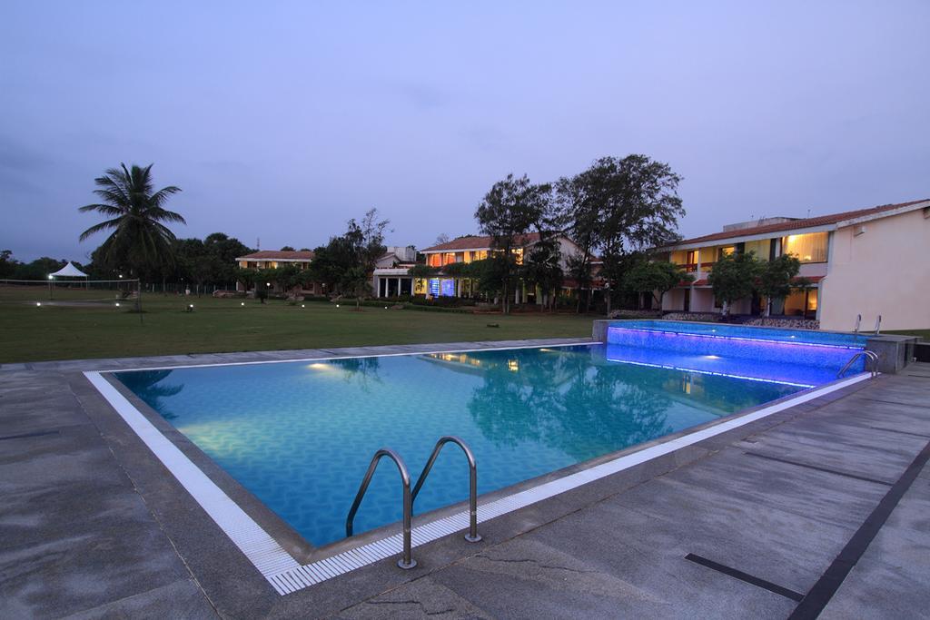 The Ashok Beach Resort Pondicherry Esterno foto