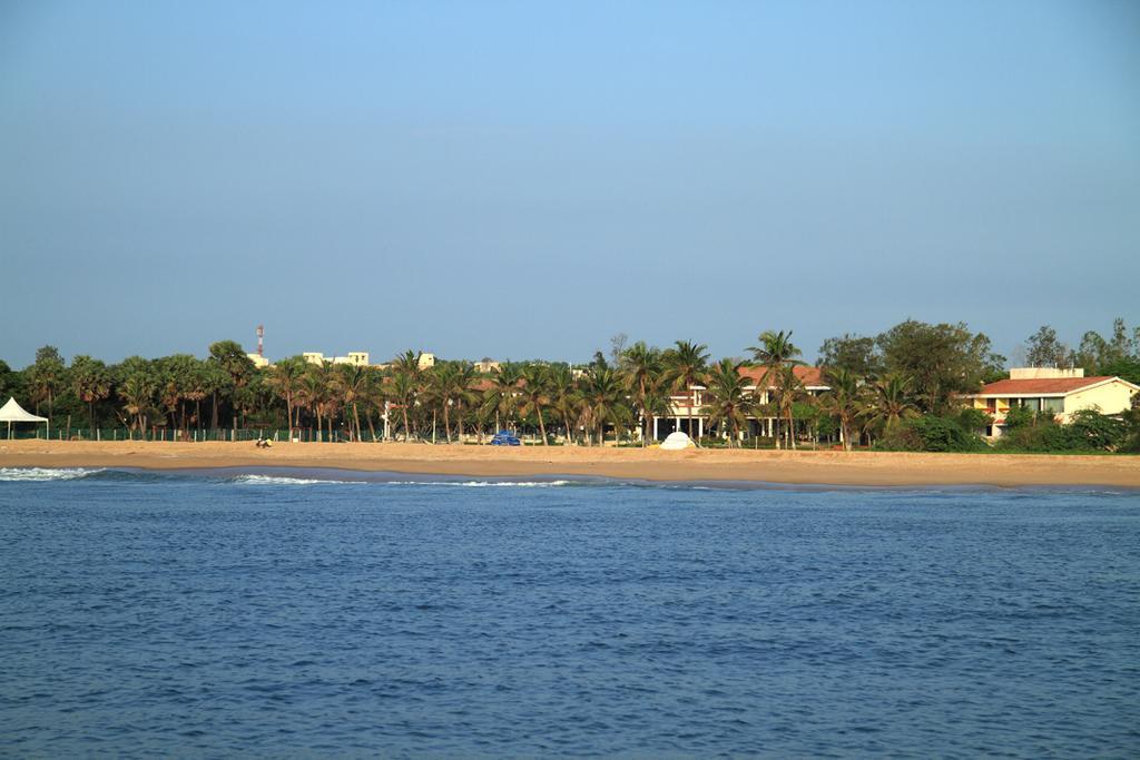 The Ashok Beach Resort Pondicherry Esterno foto