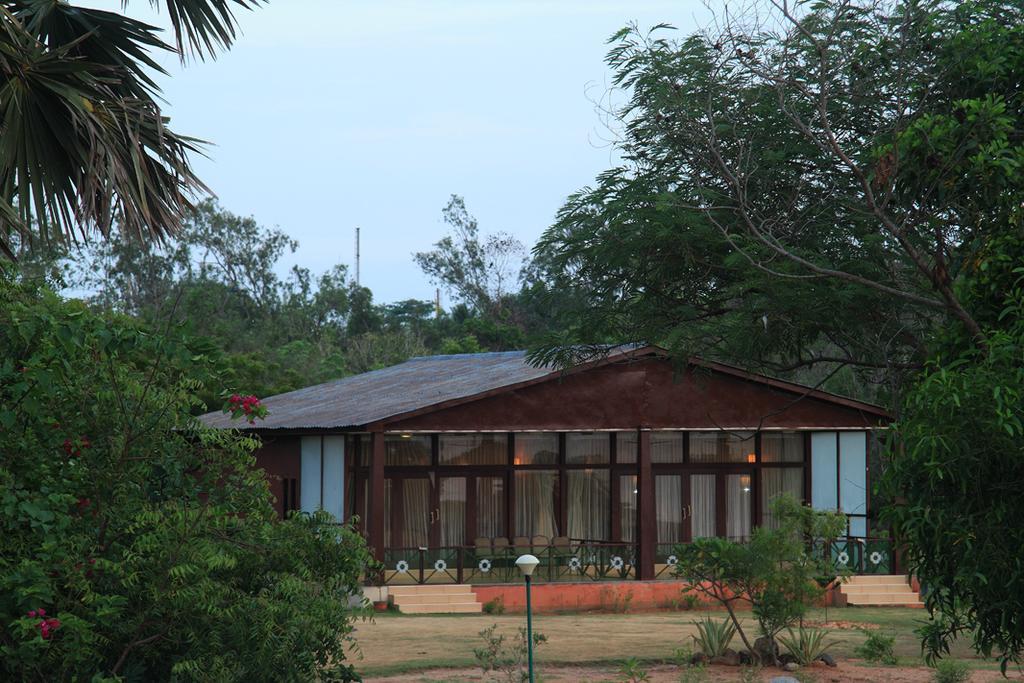 The Ashok Beach Resort Pondicherry Esterno foto