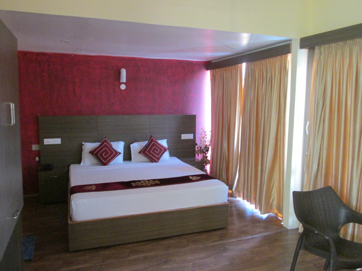 The Ashok Beach Resort Pondicherry Esterno foto